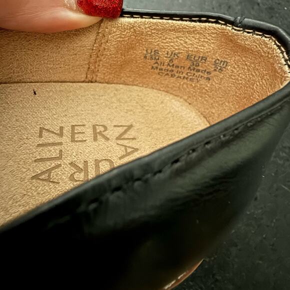 NEW Naturalizer BLACK Cabaret Loafer 2.25” CHUNKY BLOCK HEEL SZ 8.5 - Picture 12 of 13